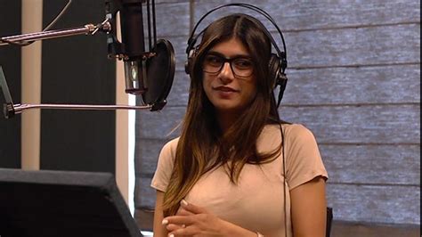 Mia Khalifa filmed a porn scene where she was wearing a hijab.